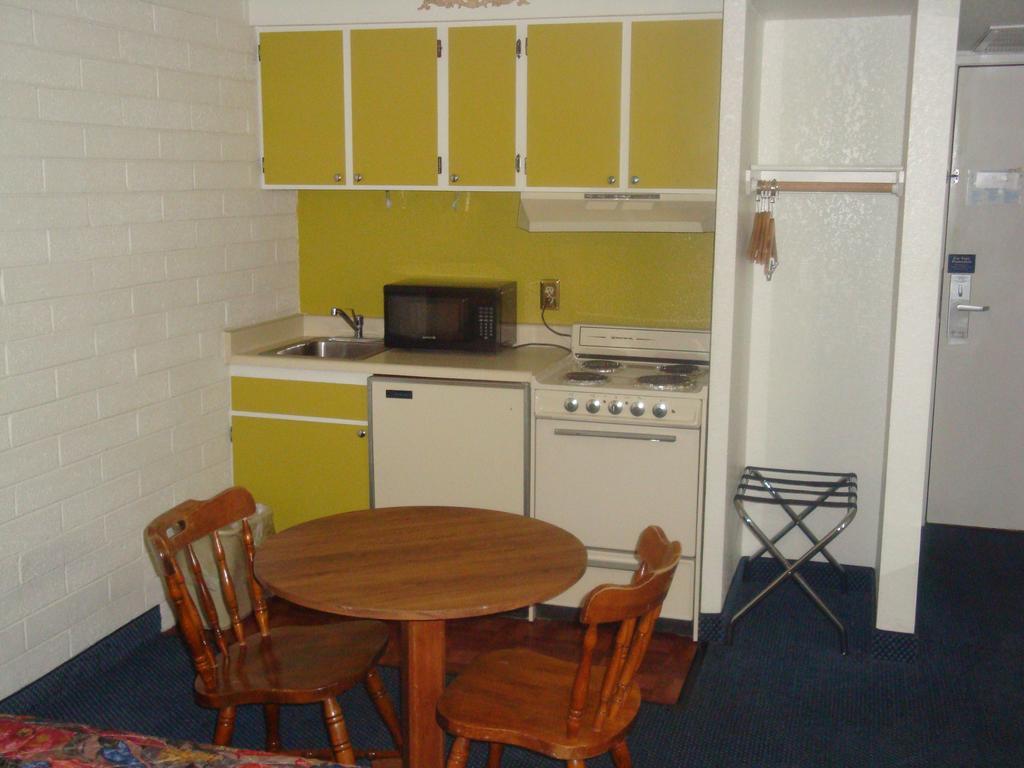 Travelers Inn Lake Havasu Lake Havasu City Quarto foto